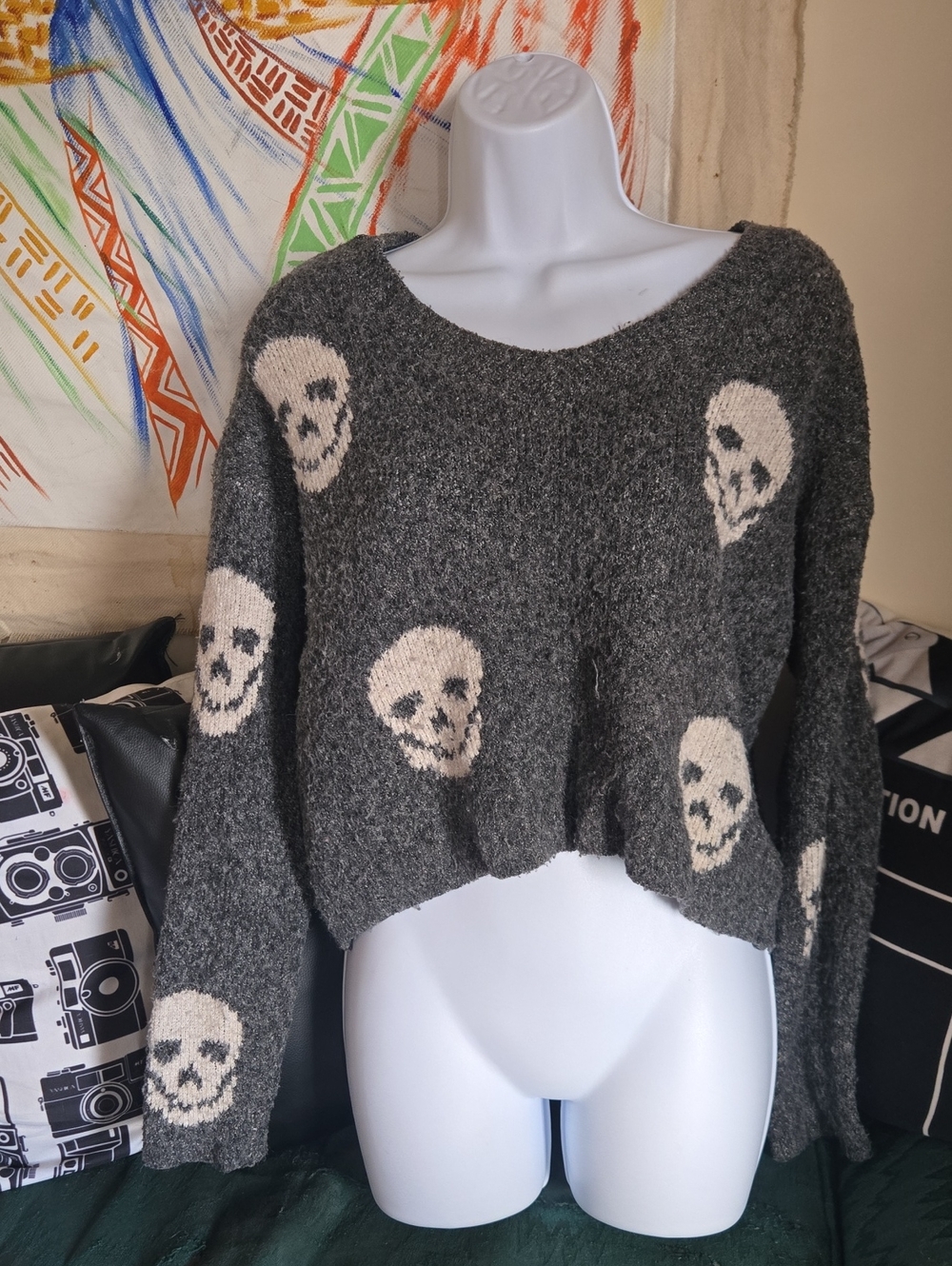 Pink Rose Charcoal Gray Crewneck Sweater with Cream Skull Motif
